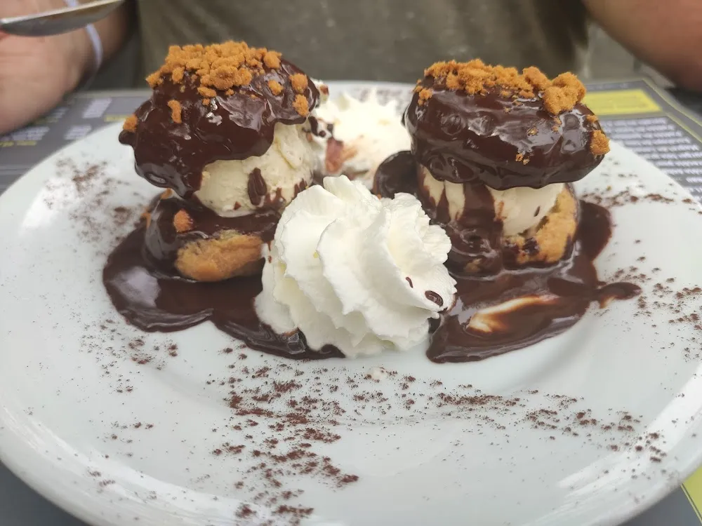 Profiteroles